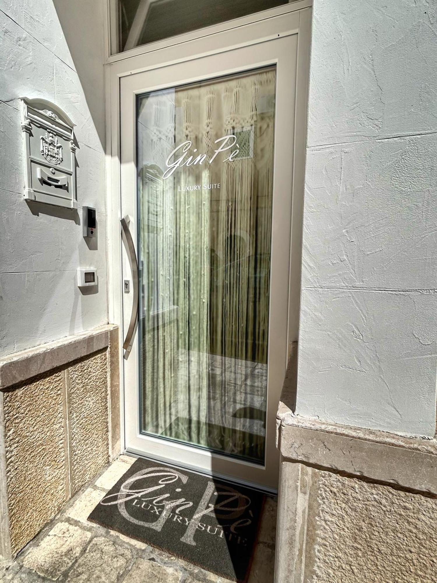 Ginpe Luxury Suite Monopoli Bagian luar foto