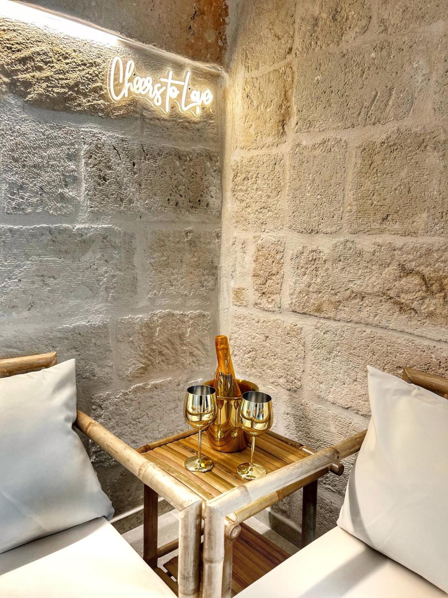 Ginpe Luxury Suite Monopoli Bagian luar foto
